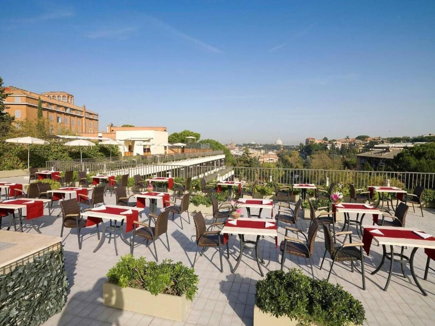 Cardinal-Hotel-St-Peter-Rome-Restaurant-48