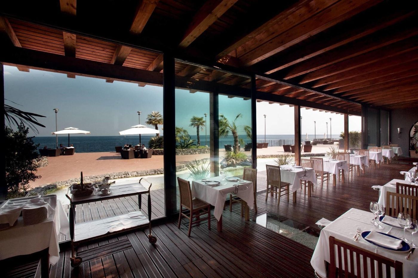 Santa-Tecla-Palace-Restaurant-38