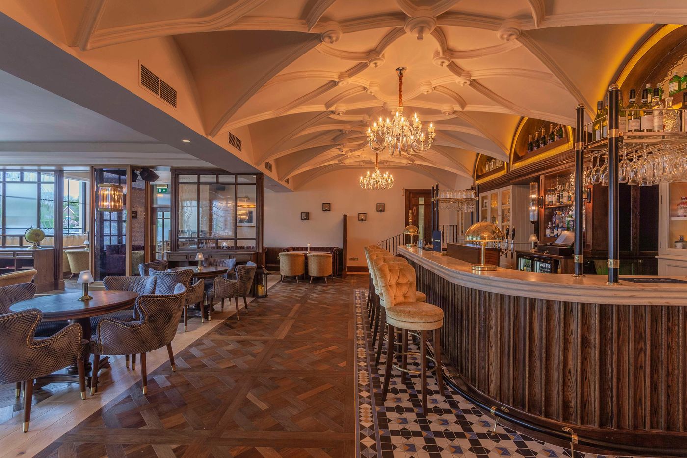 Glenroyal-Hotel---Leisure-Club-Bar-10