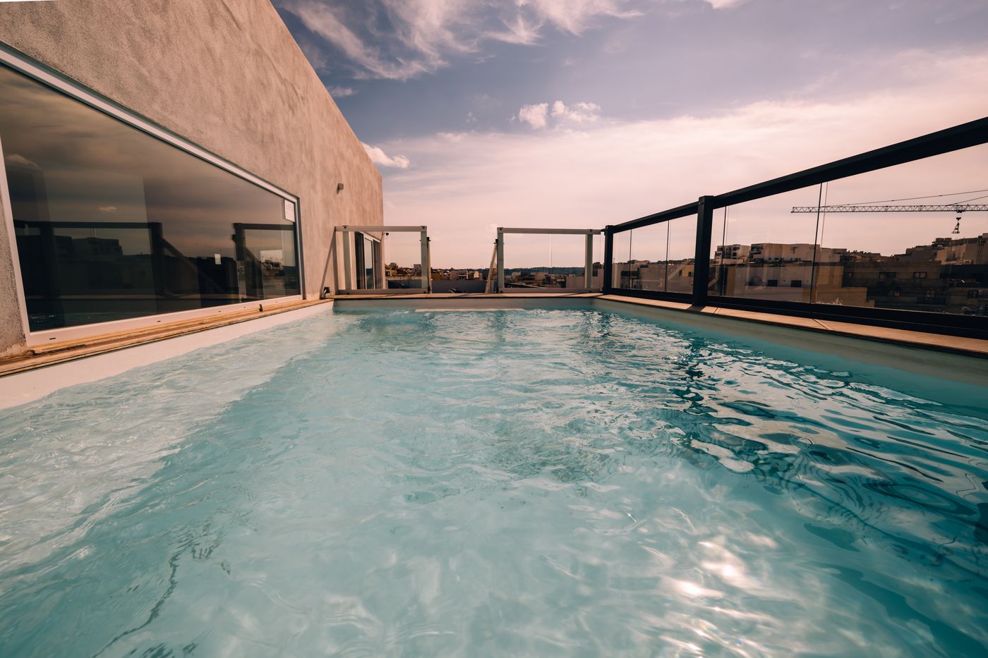 Primera-Hotel-Terrace-2