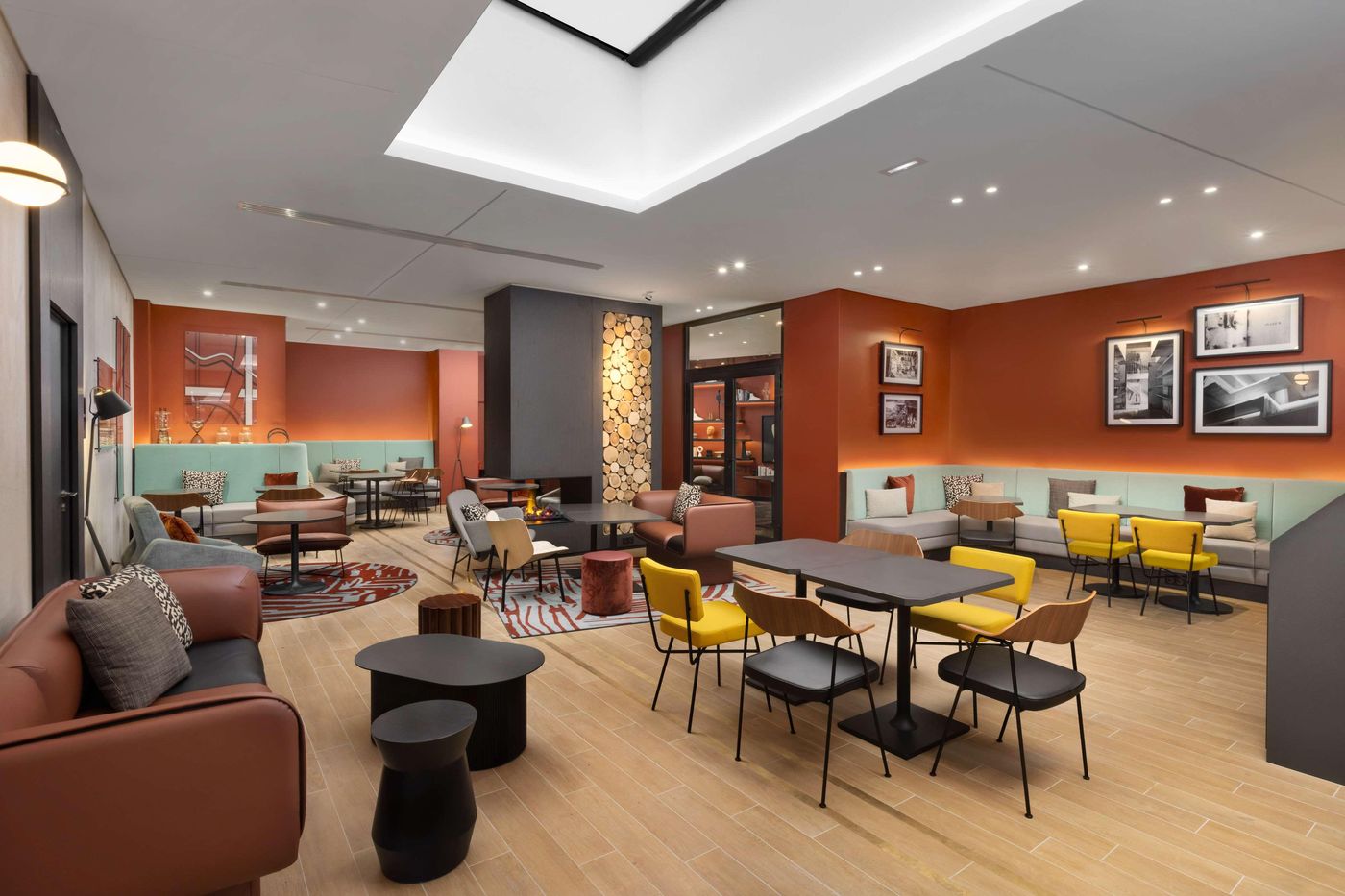 Canopy-By-Hilton-Paris-Eiffel-Tower-Conferences-15