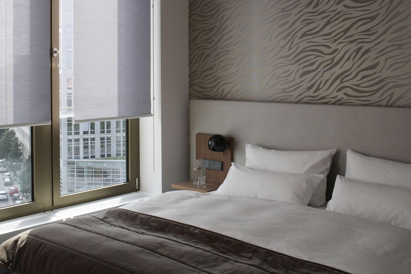 Cosmo-Hotel-Berlin-Mitte-Lobby-21