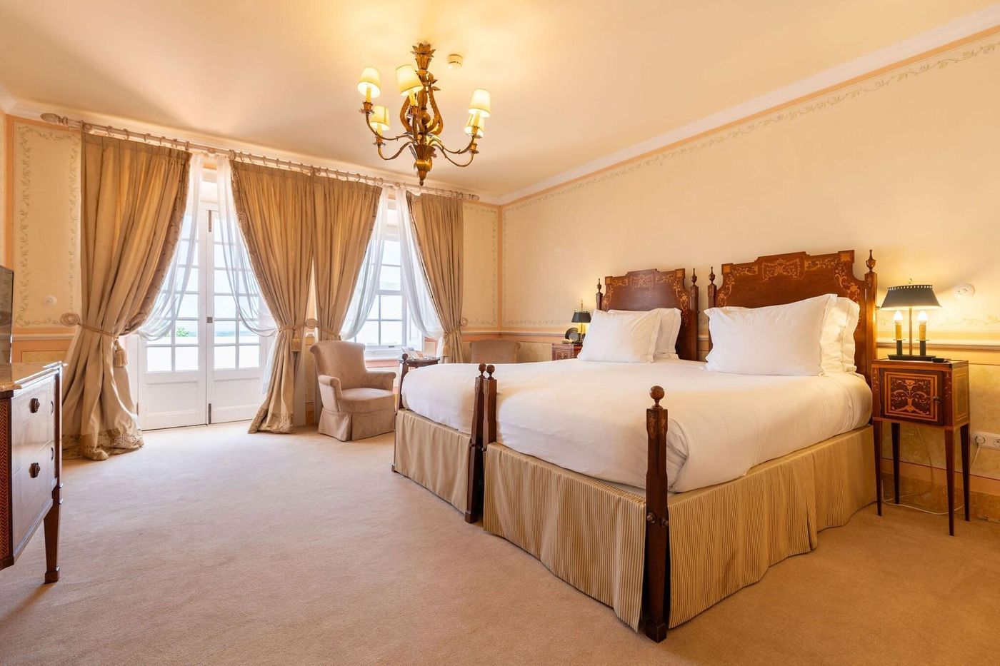 Tivoli-Palacio-de-Seteais-Room-37