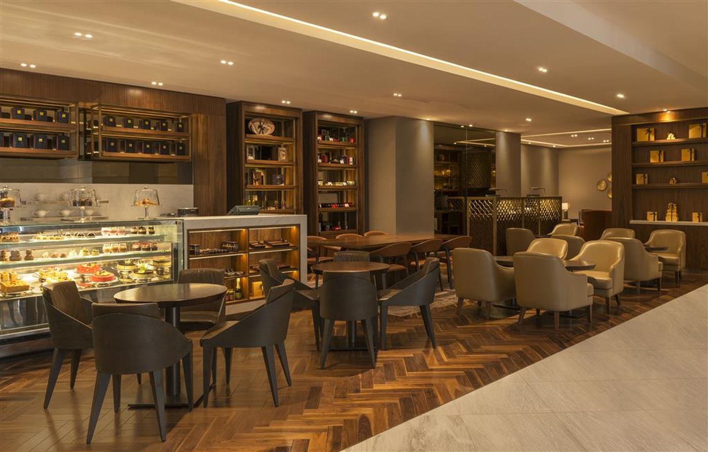 Sheraton-Dubai-Mall-of-the-Emirates-Hotel-General-view-54