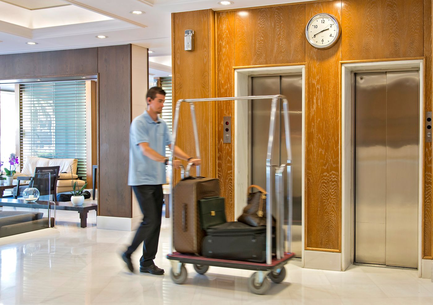 Kydon-Hotel-Lobby-34