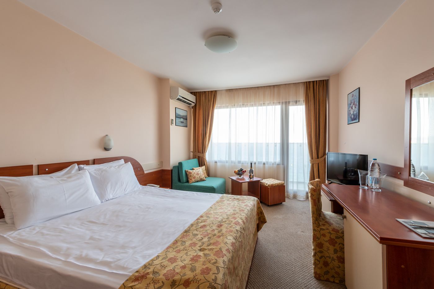 Burgas Beach-Bulgaria-SUNNY BEACH -Room-10