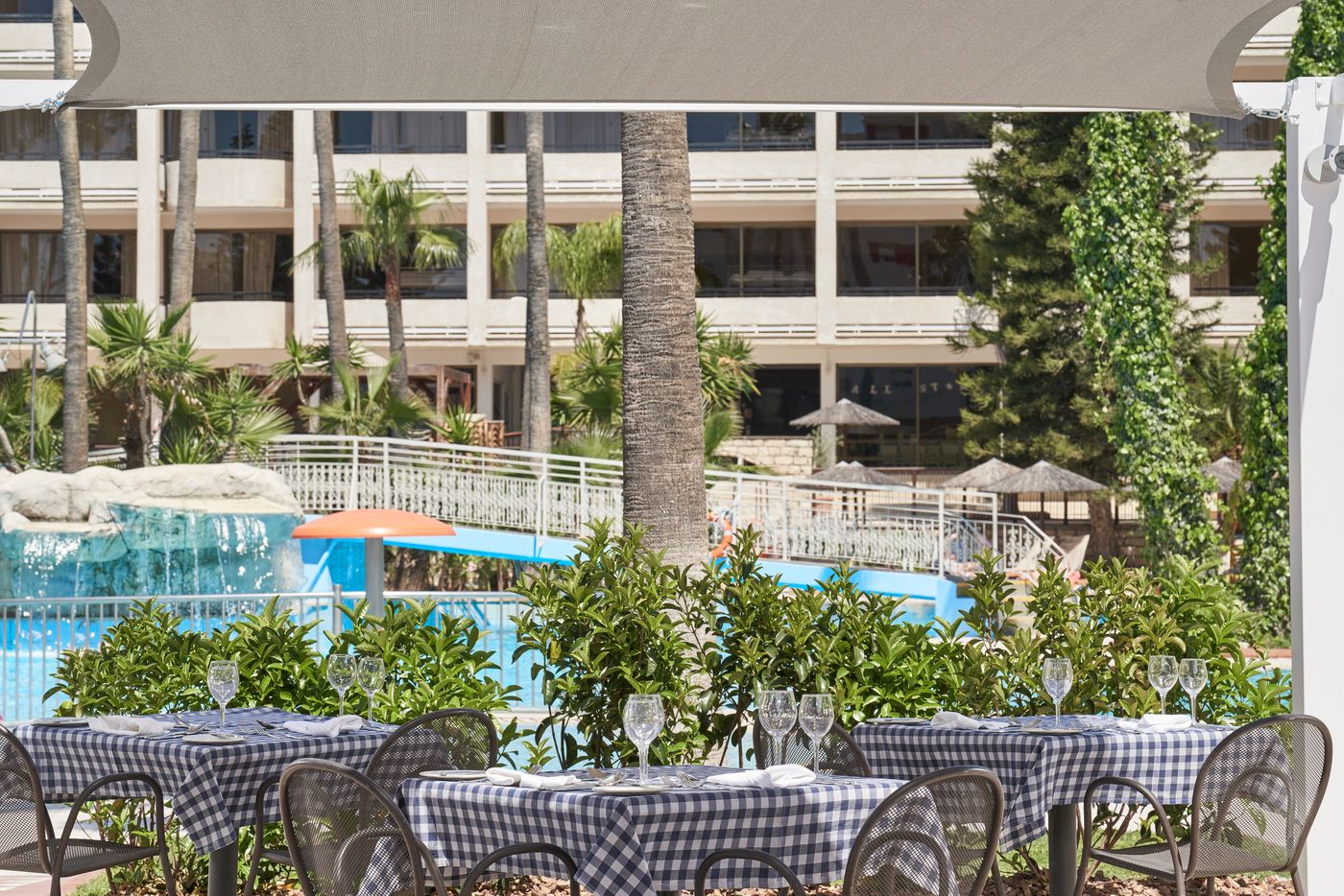 Atlantica-Oasis-Hotel-Restaurant-8