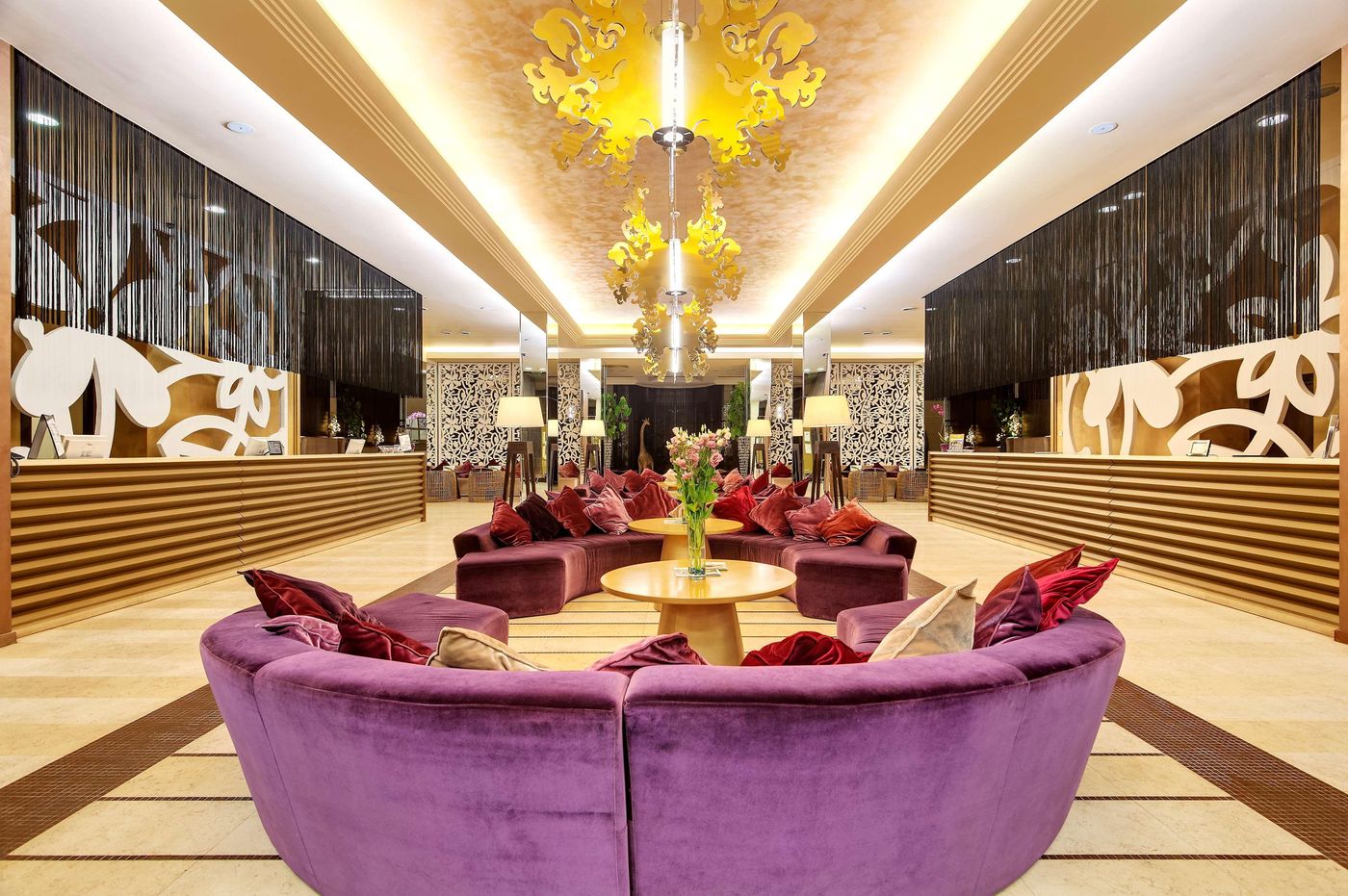 Barcelo-Royal-Beach-Lobby-48