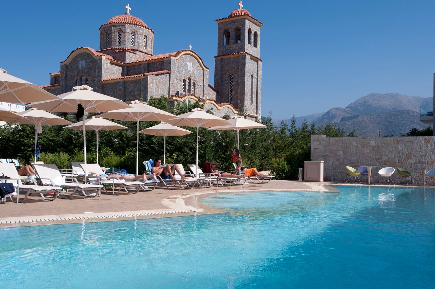 Castello-Boutique-Resort-and-Spa---Adult-Only-Pool-10