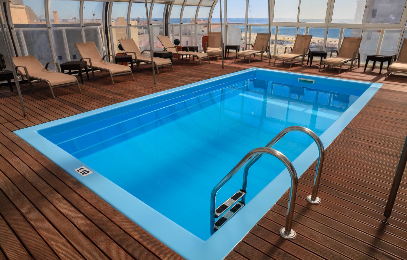 Baia-de-Monte-Gordo-Pool-20