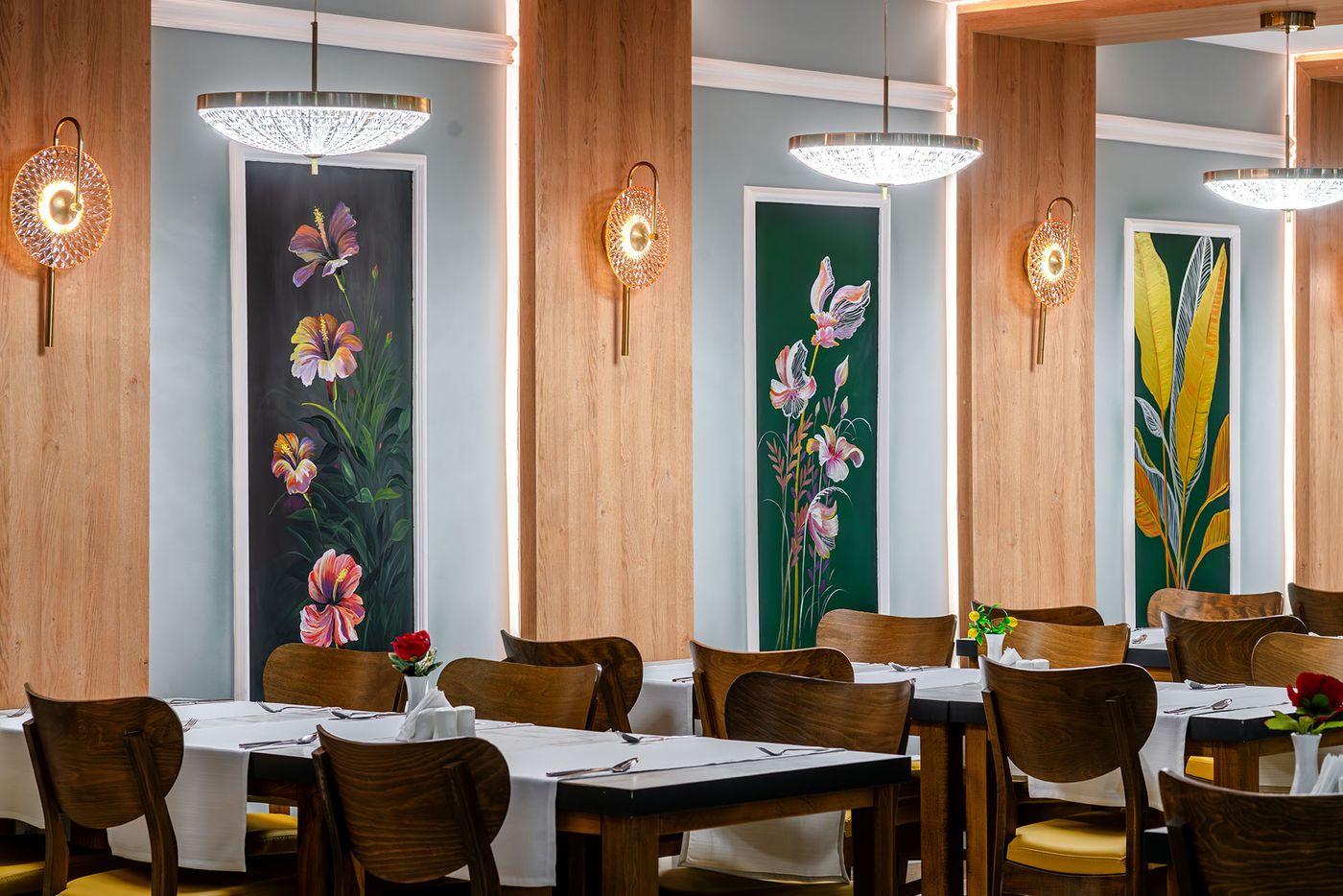 Big-Blue-Suite-Hotel-Restaurant-48