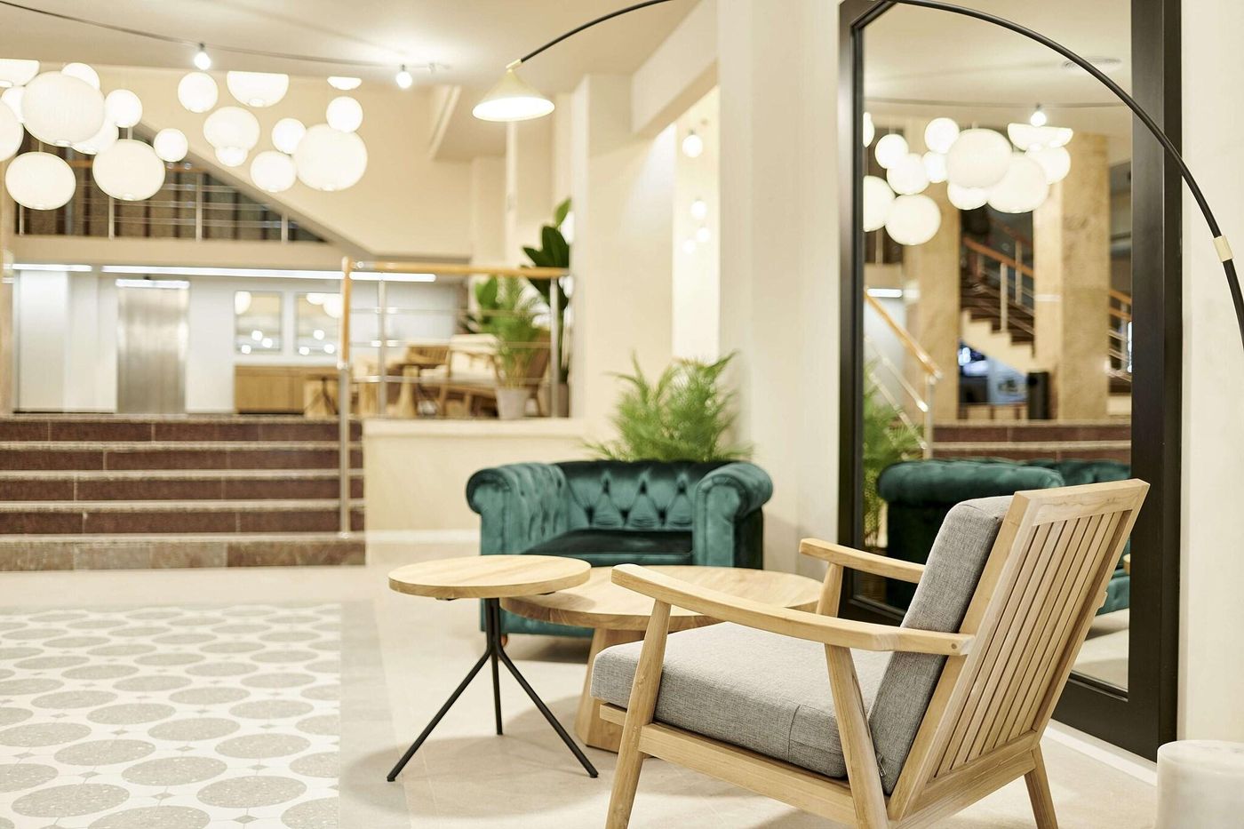 tent-Torremolinos-Lobby-37