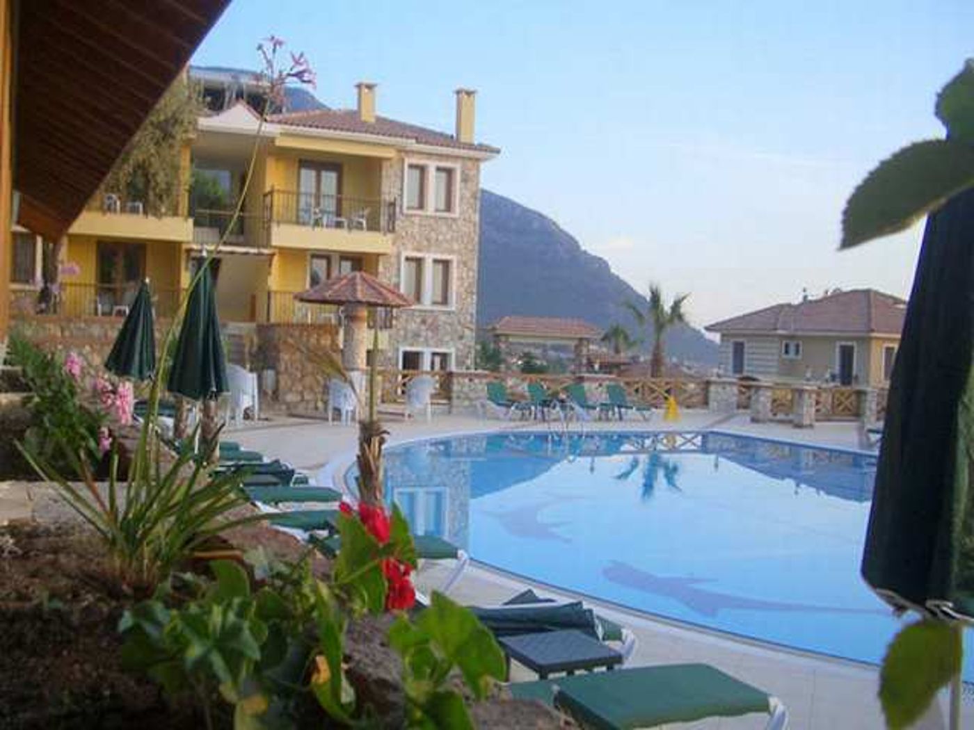Perdikia Hill Hotel & Apartments