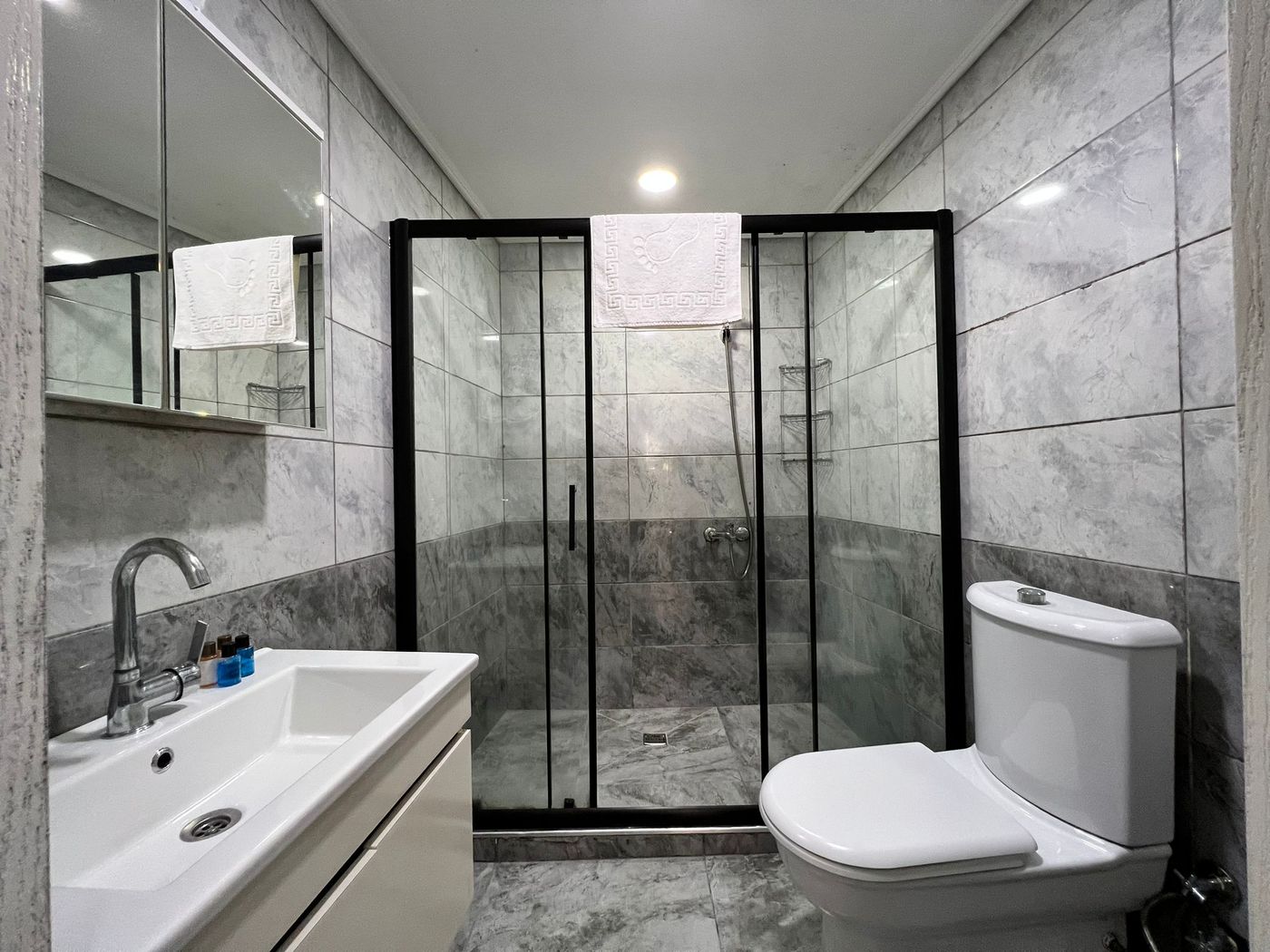 The-Zanadu-Istanbul-Room-19