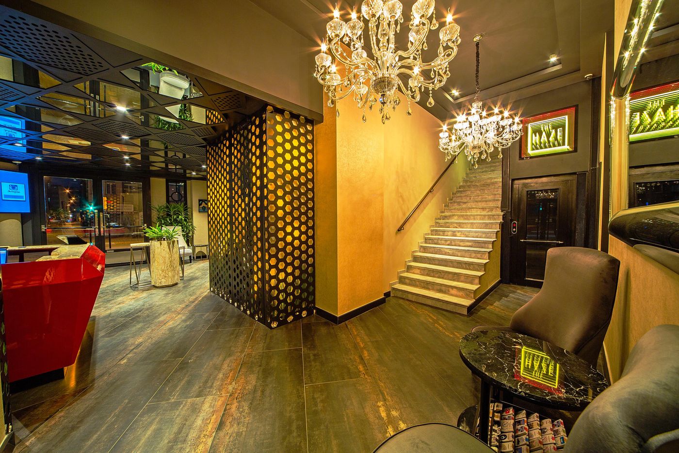 The-Haze-Istanbul-Lobby-15