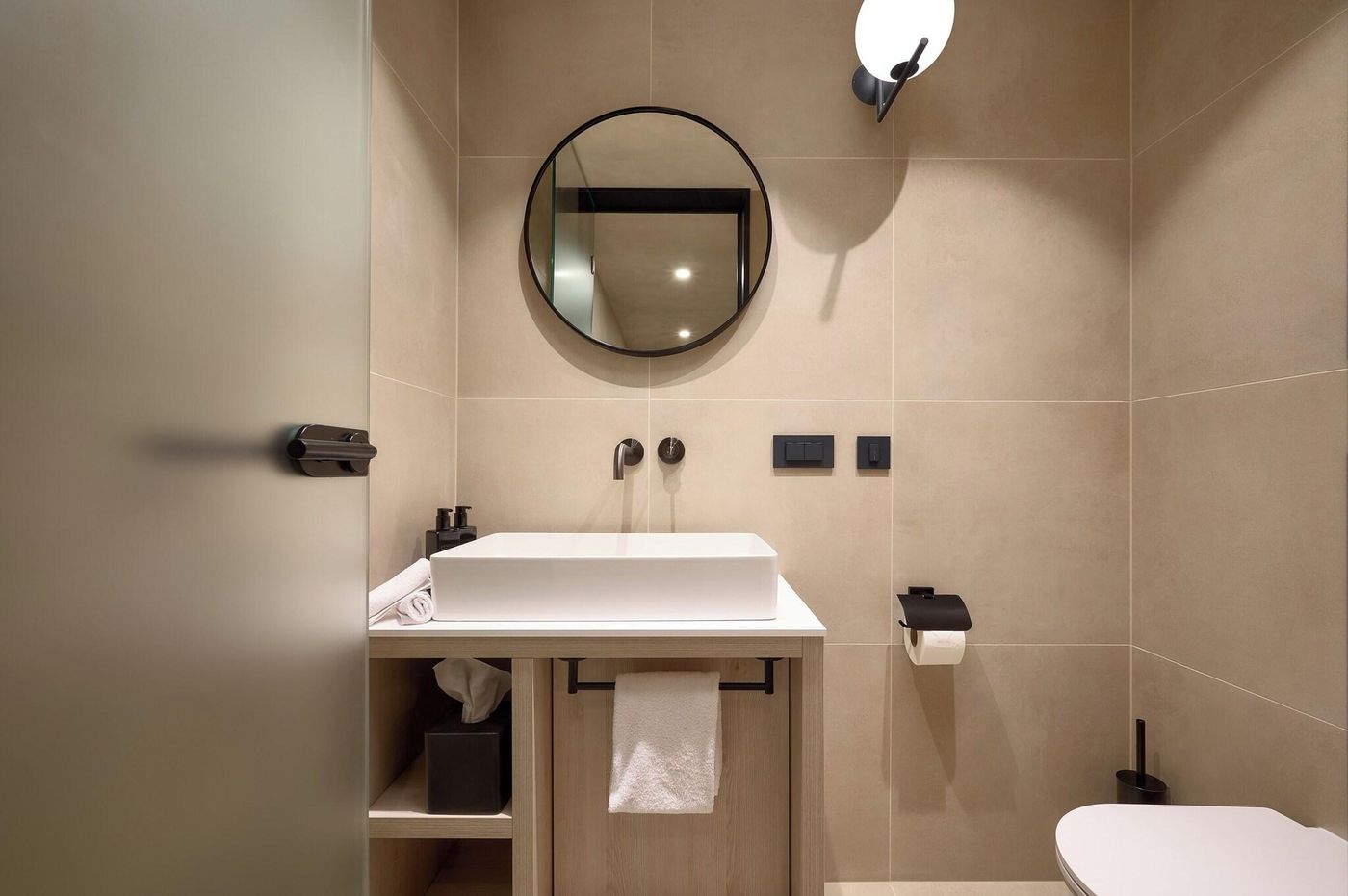 Hotel-Ambasador-Room-41