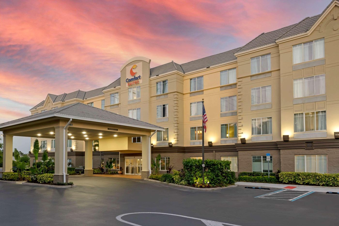 Comfort Suites Near Universal Orlando Resort-United States-ORLANDO-General view-6