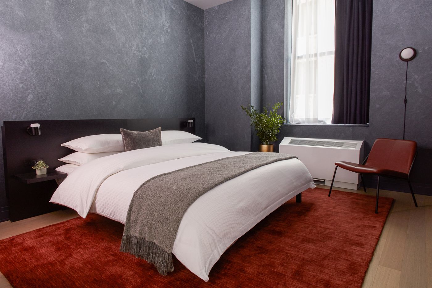 Mint-House-at-70-Pine-Room-15