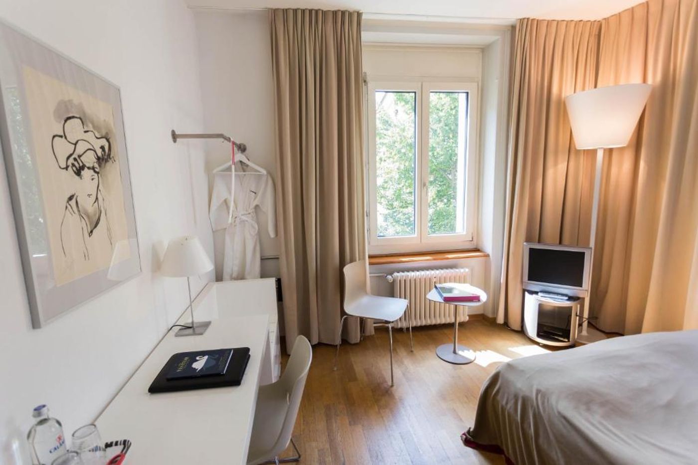 Designhotel Plattenhof-Switzerland-ZURICH-Room-9