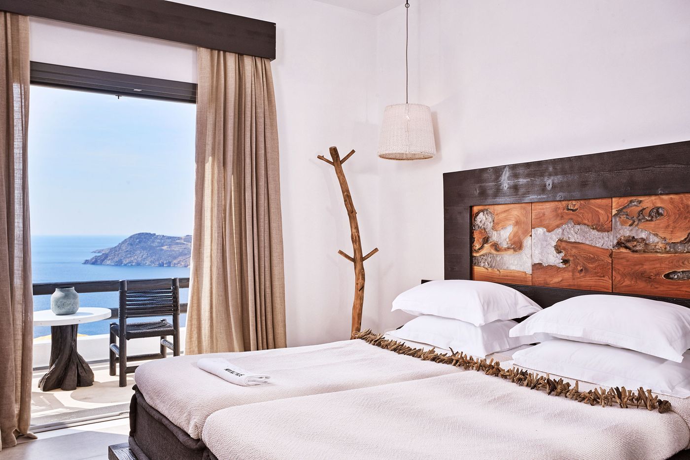 Myconian-Utopia-Room-40