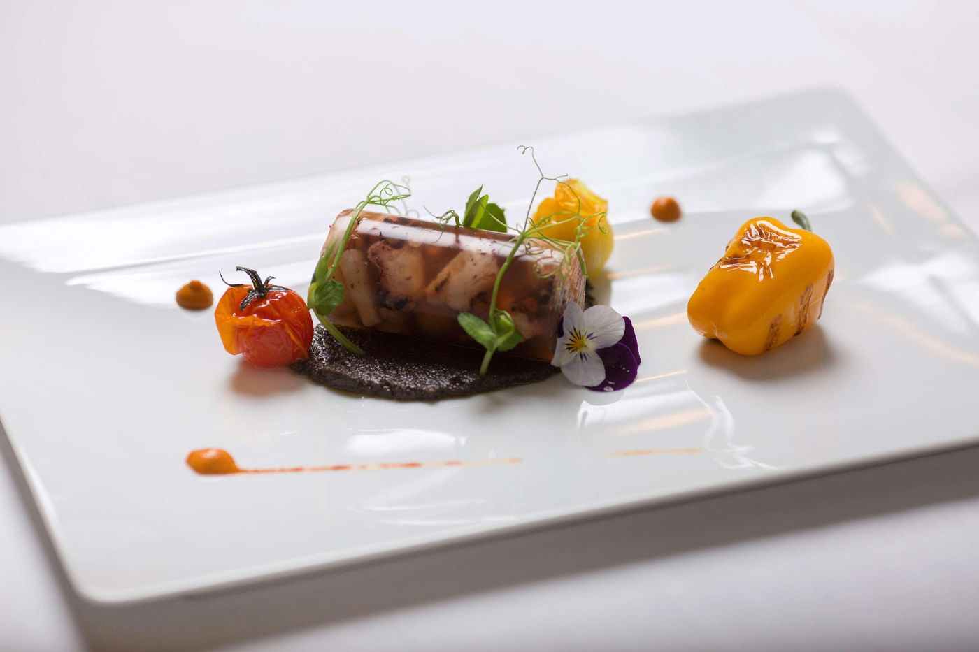 H10-Duque-De-Loule-Room-48