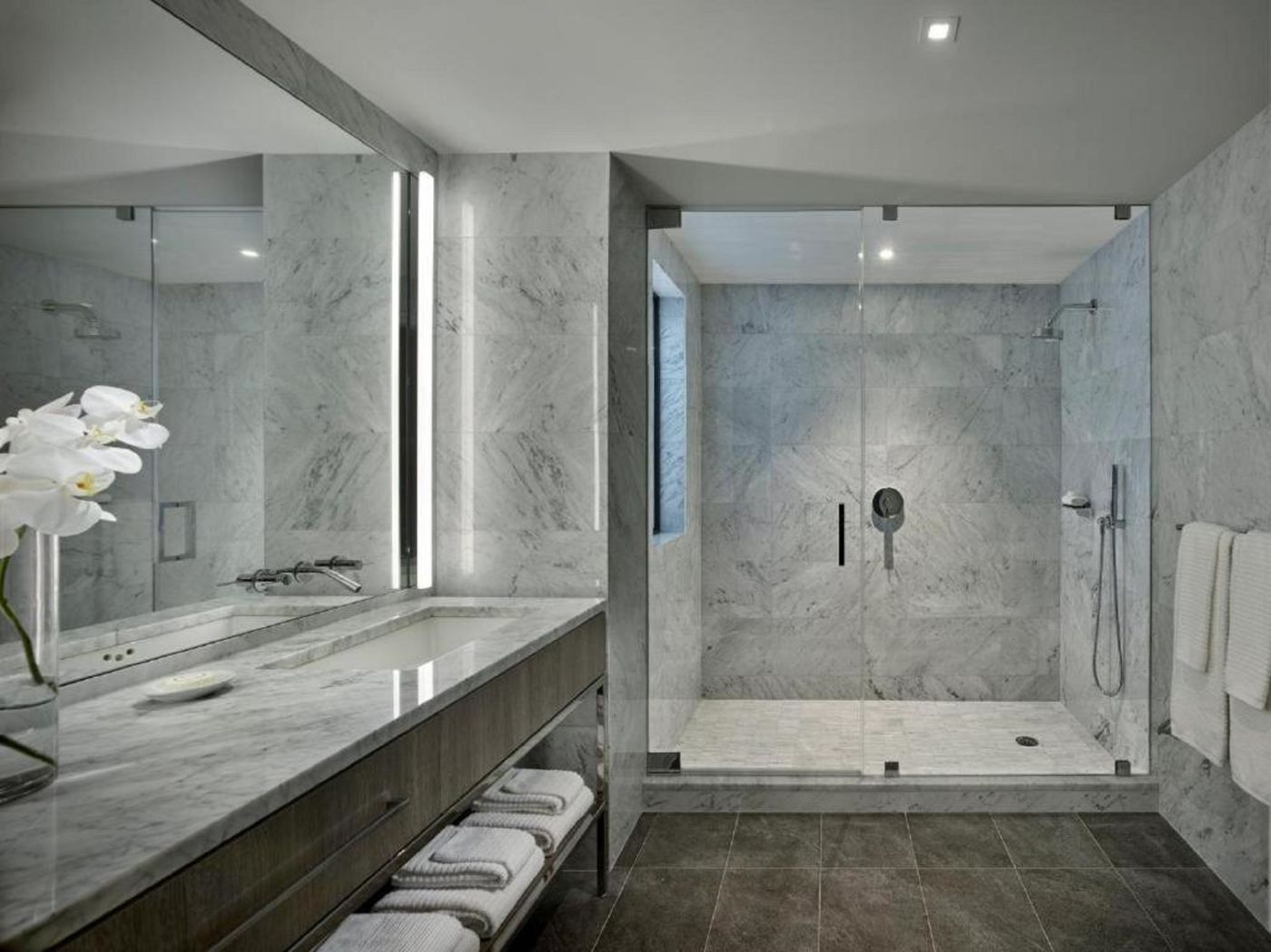 AKA-Times-Square---Apartments-Room-22