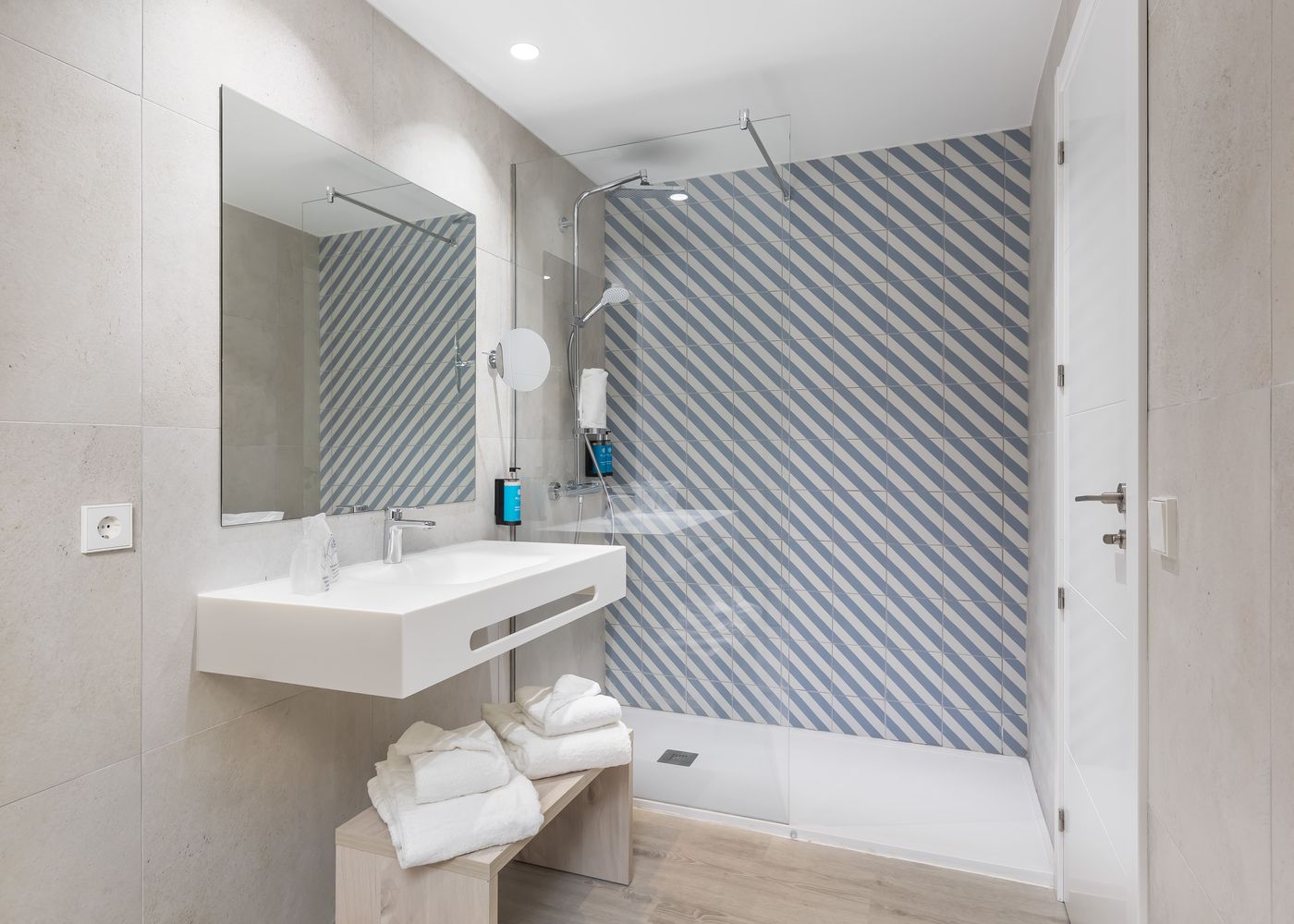 Gran-Hotel-Turquesa-Playa-Room-30