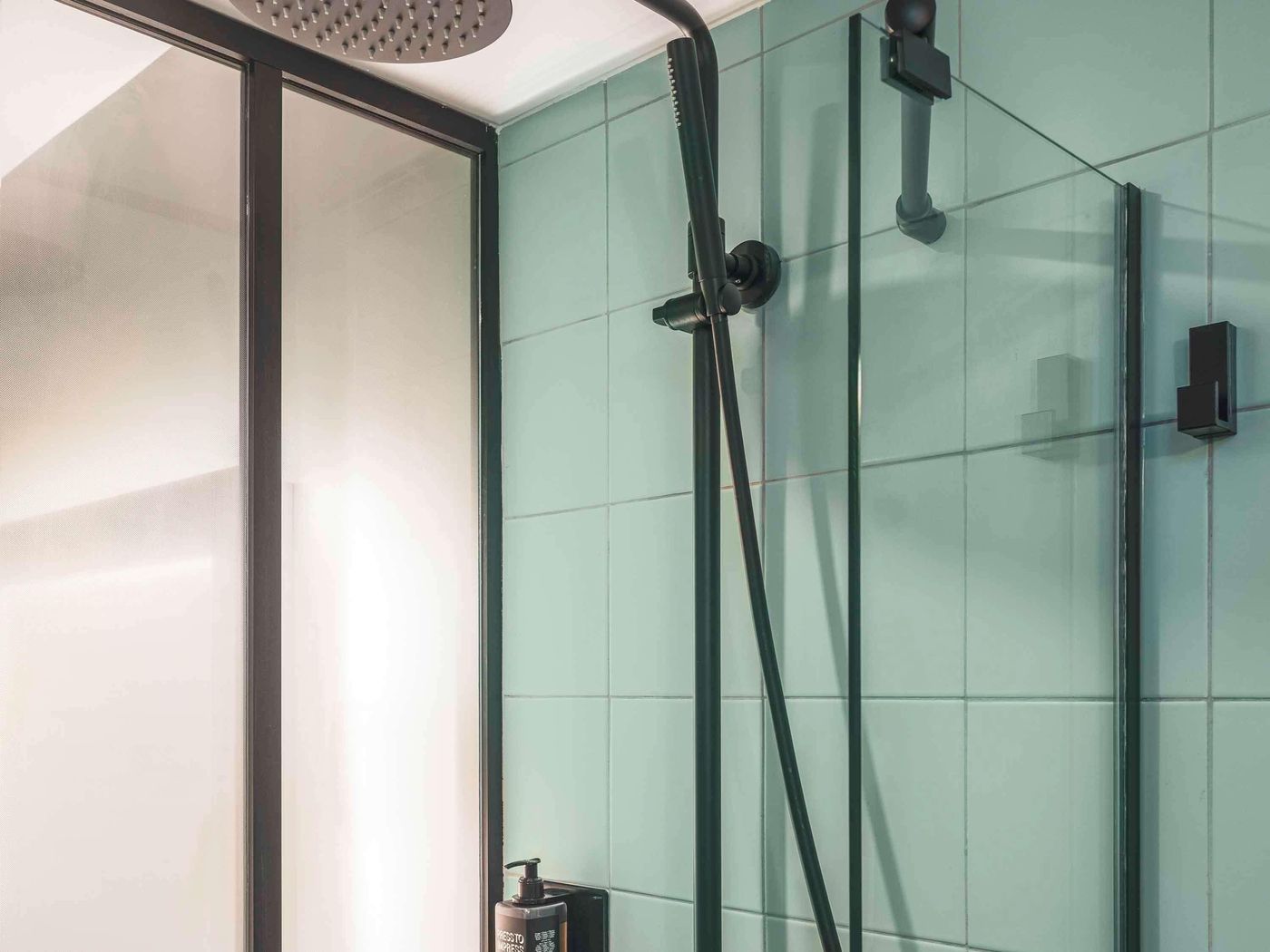 ibis-Styles-Paris-Montmartre-Nord-Room-42