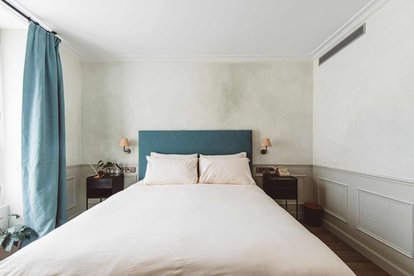 Hoy-Paris-Room-21
