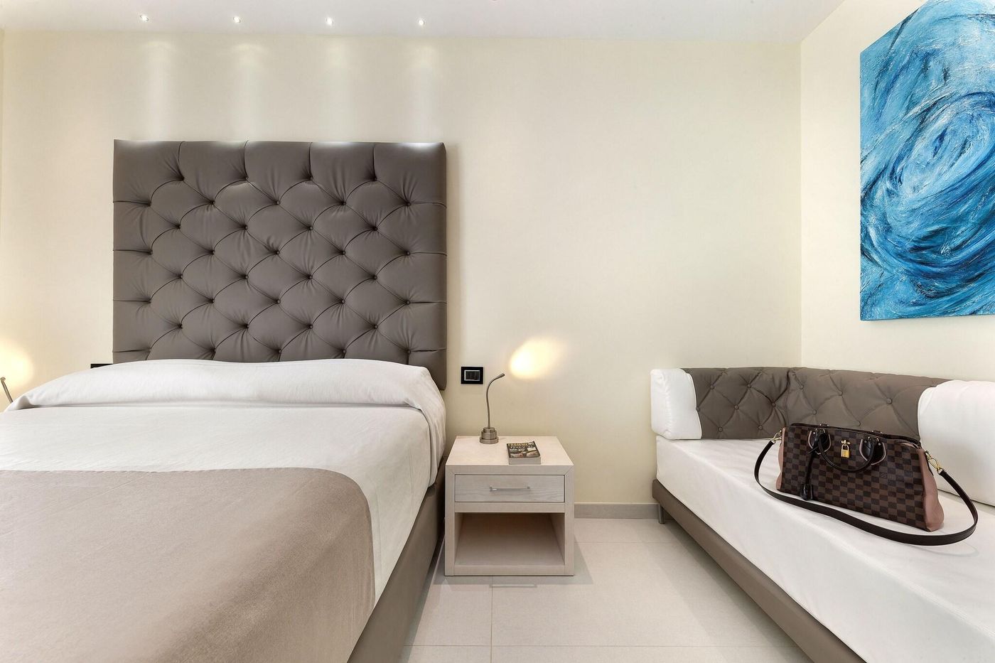 Palazzo-Abagnale-Guest-House-Room-10