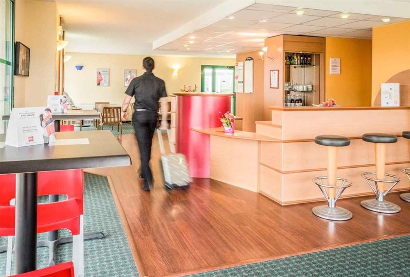 ibis Perpignan Nord Rivesaltes-France-RIVESALTES-General view-2