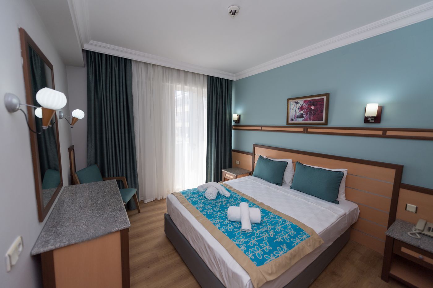 Side Village Family Suites