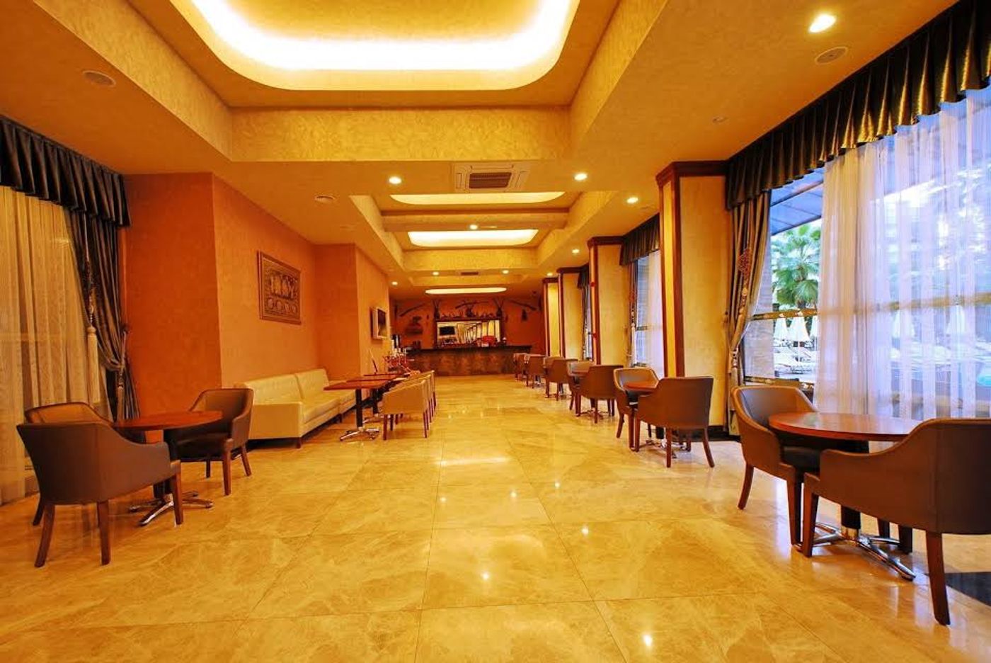 Pasa-Beach-Hotel-Lobby-21