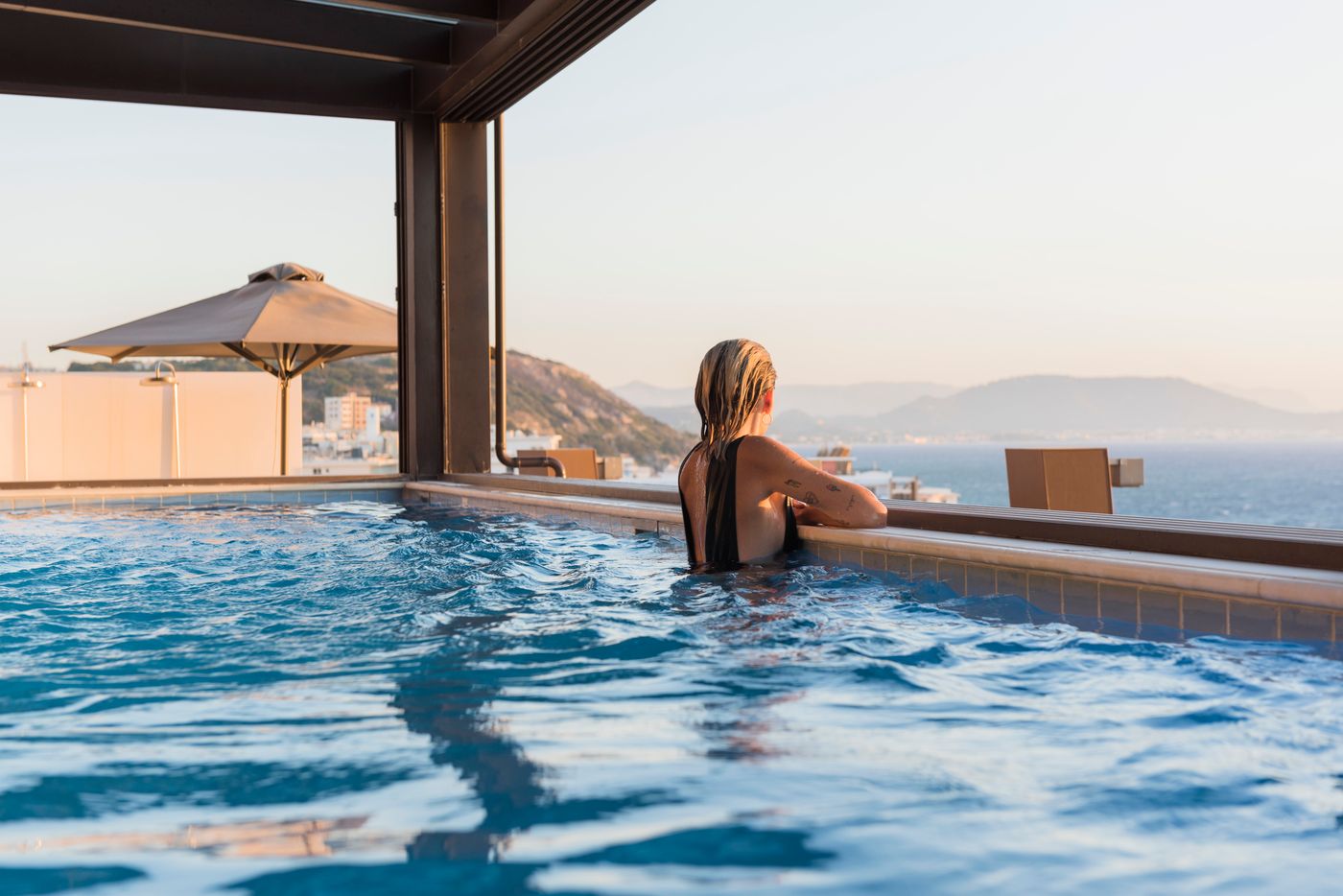 Bellevue-Suites-Pool-22