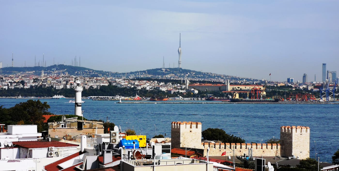 Broken Column-Turkey-ISTANBUL-Restaurant-4