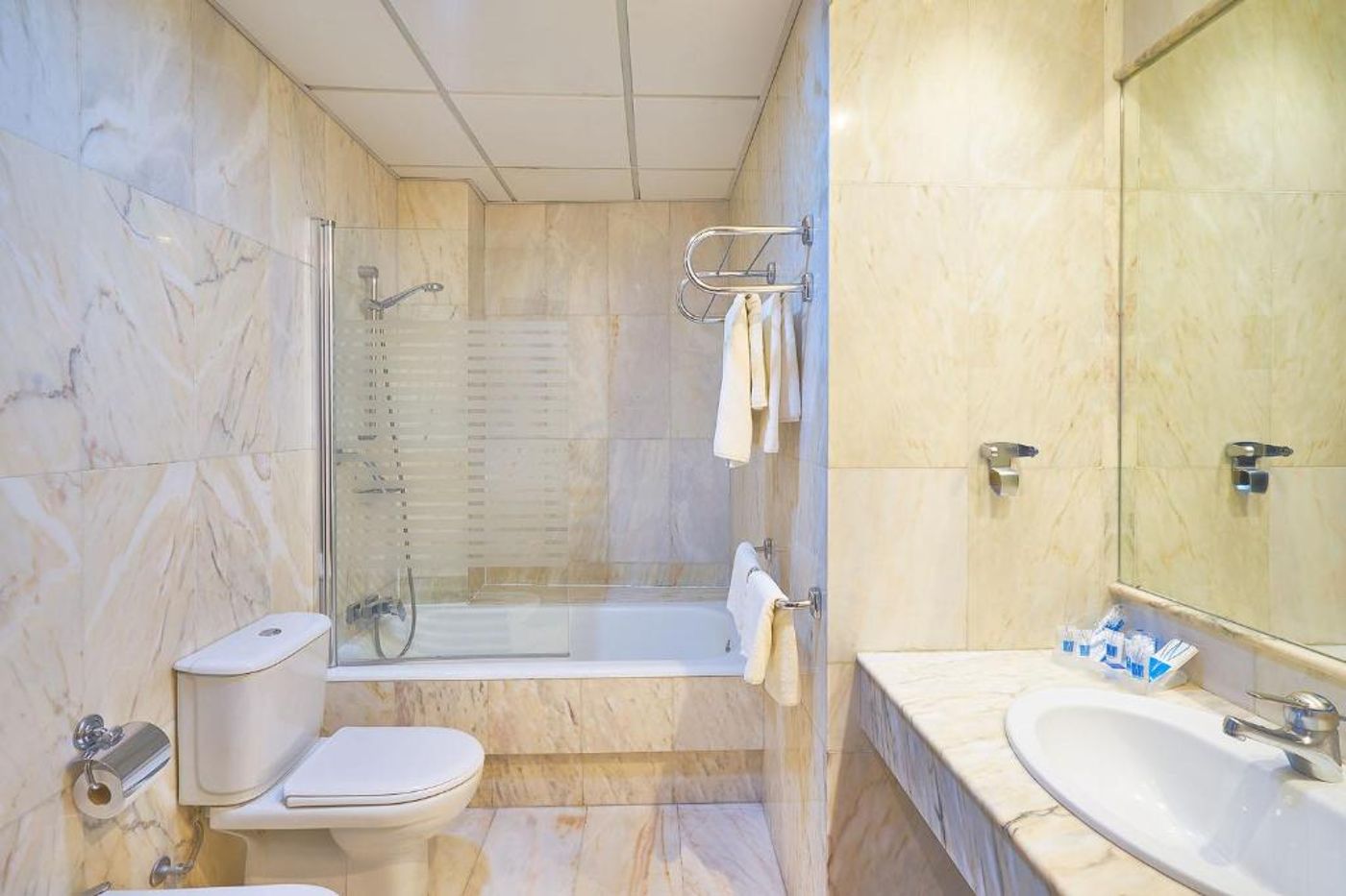 Crisol Guadalupe-Spain-GRANADA-Room-9