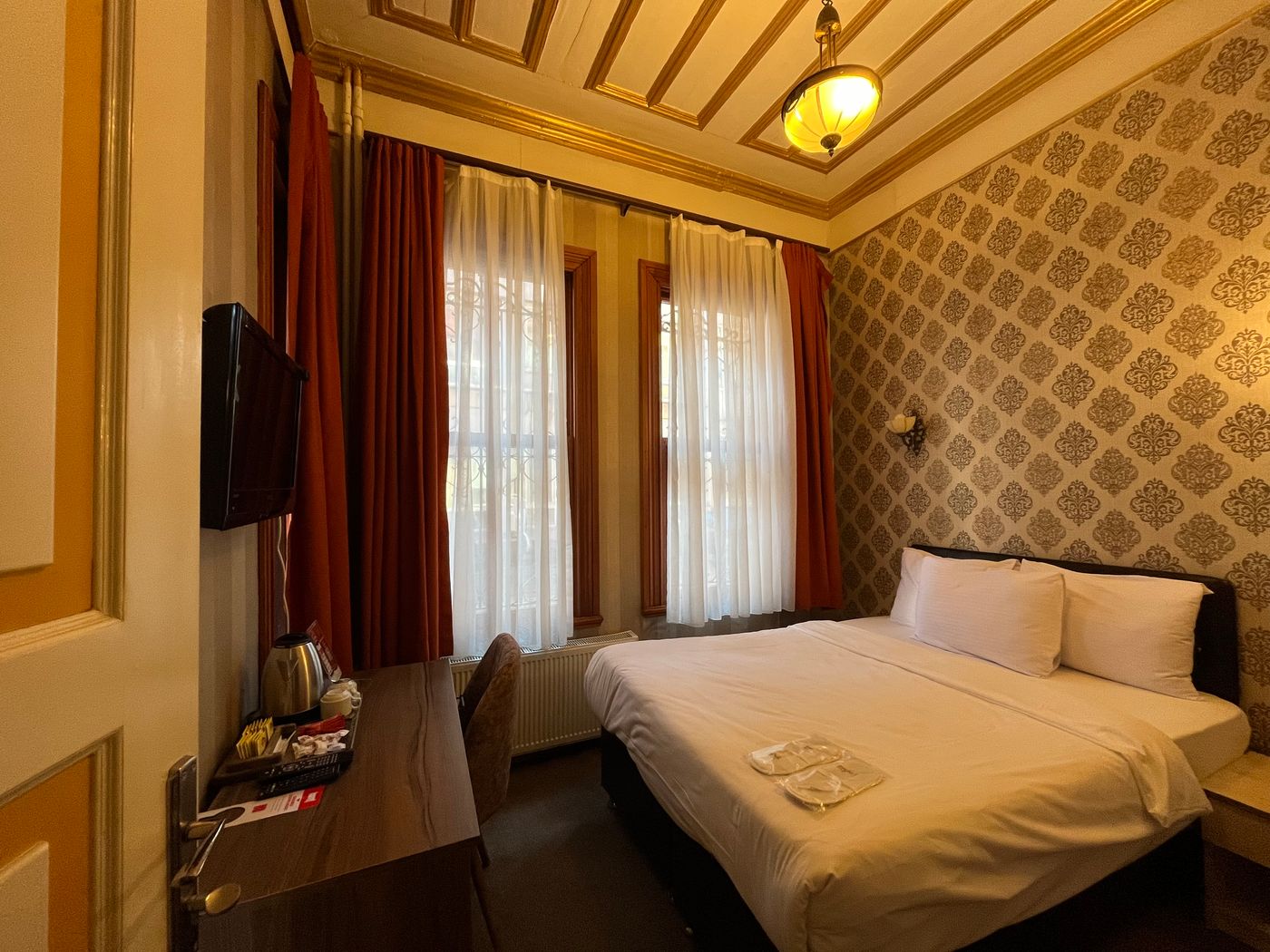Le-Safran-Suite-Room-25