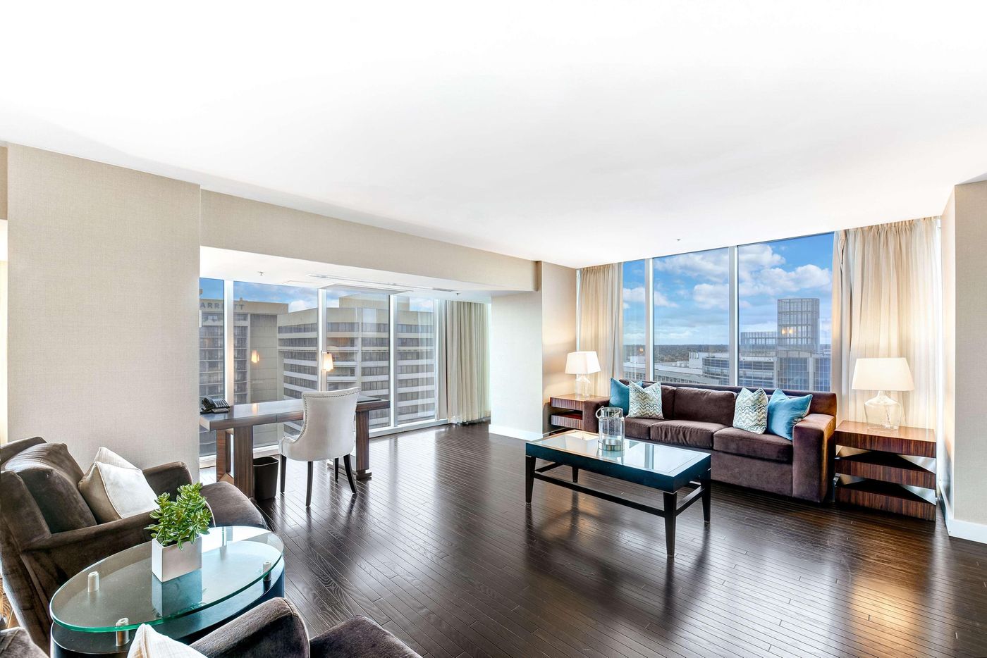 Hilton-Anaheim-Room-53