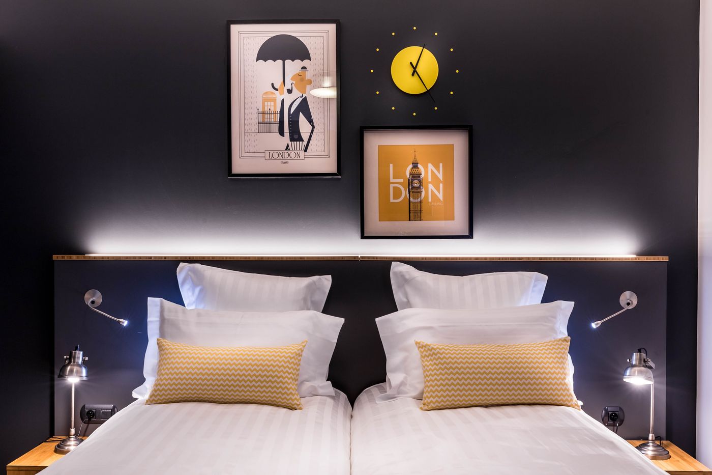 Best Western Plus Suitcase Paris la Defense