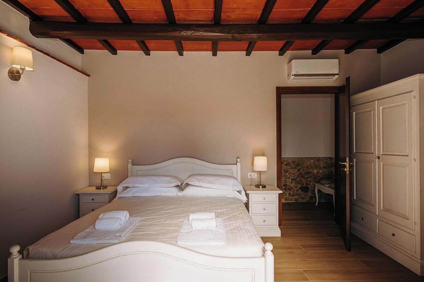 Borgo-Il-Poggiaccio-Room-30