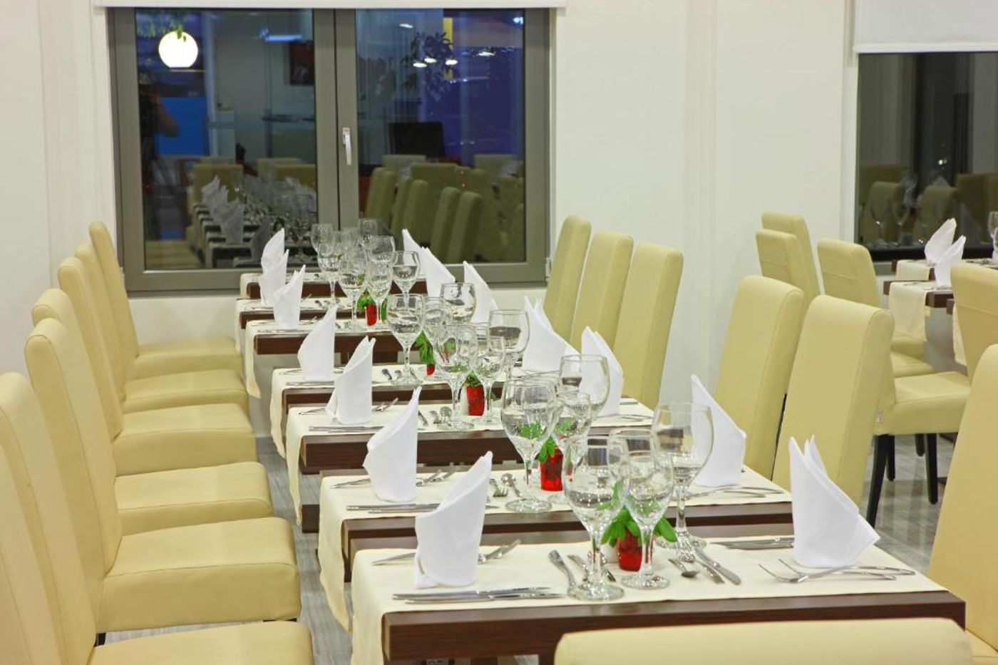 Olympic-Palladium-Hotel-Restaurant-16