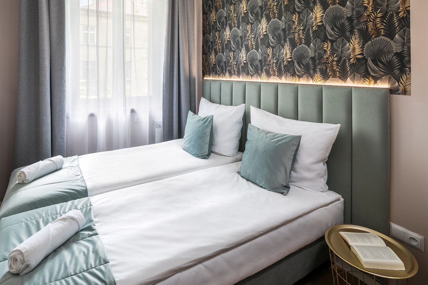 Garden-House-Apartments-Room-11