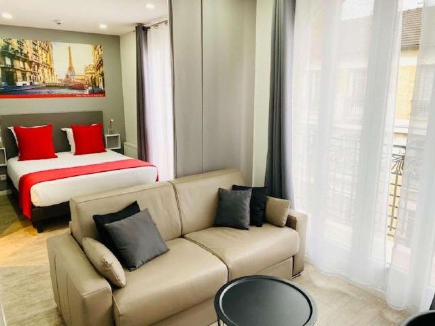 Paris-Hotel-Clichy-Room-21
