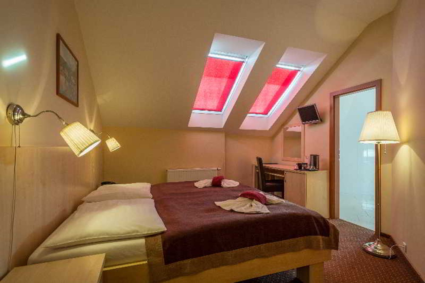 Prague-Centre-Plaza-Room-17