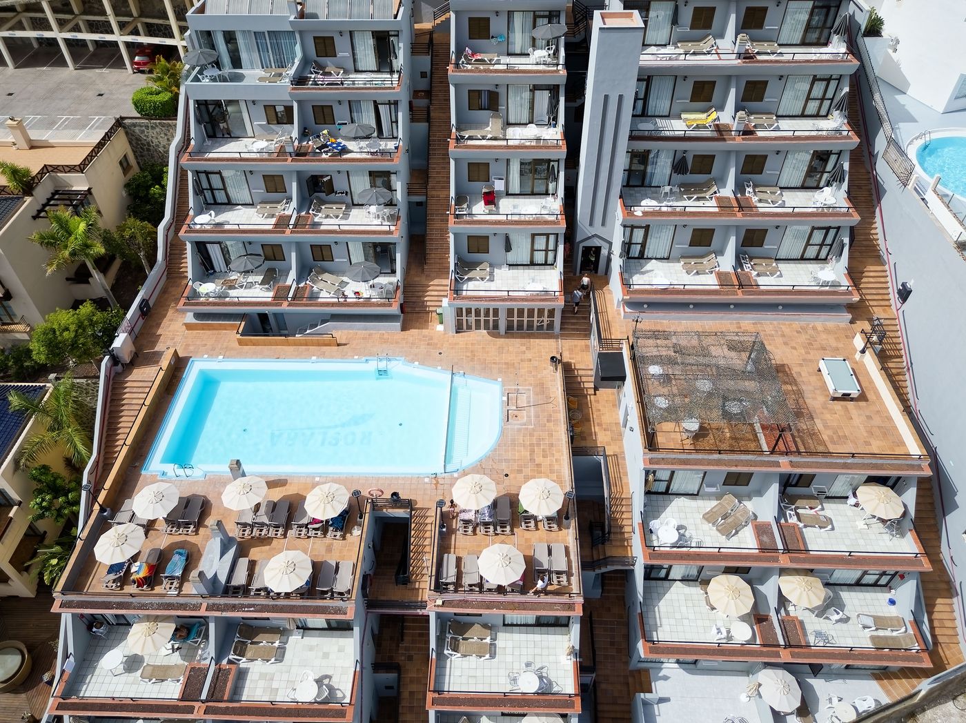 19.08.25 Roslara Apartment