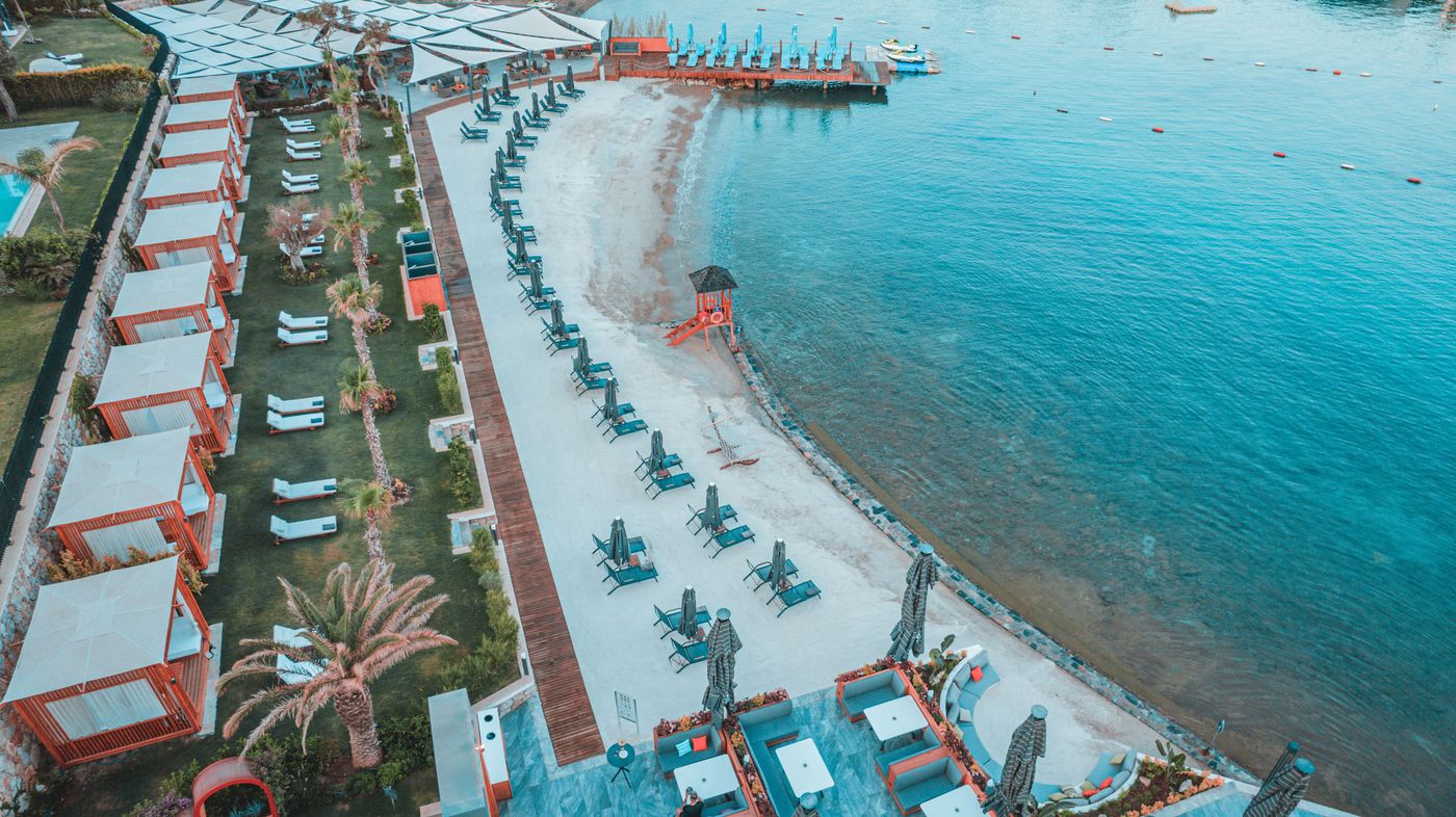 Ora-Holiday-Village-Beach-39