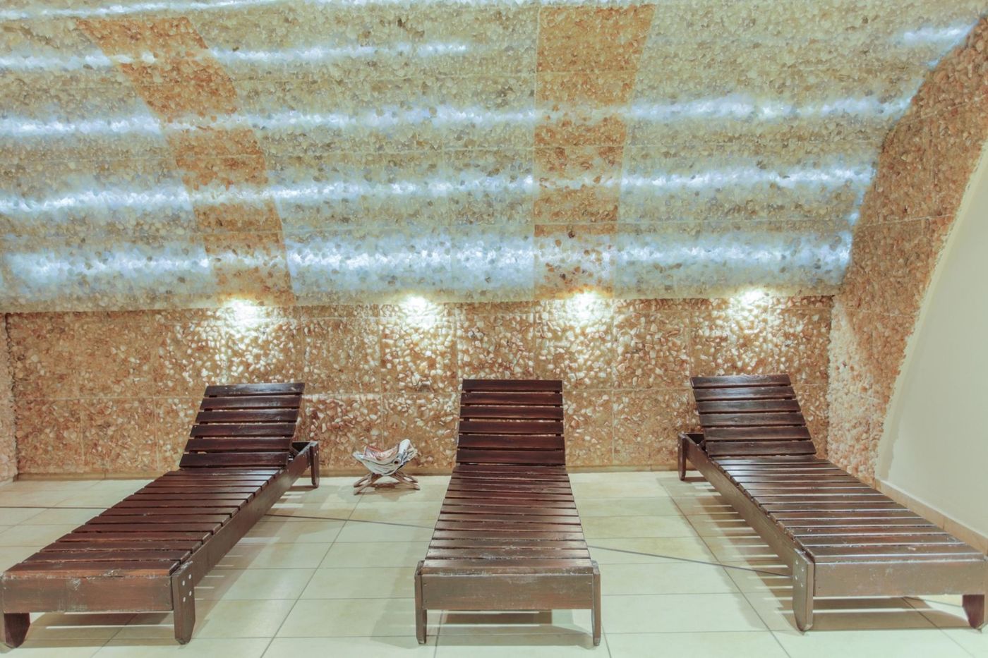 Hotel-Swing-Sports-and-Entertainment-38