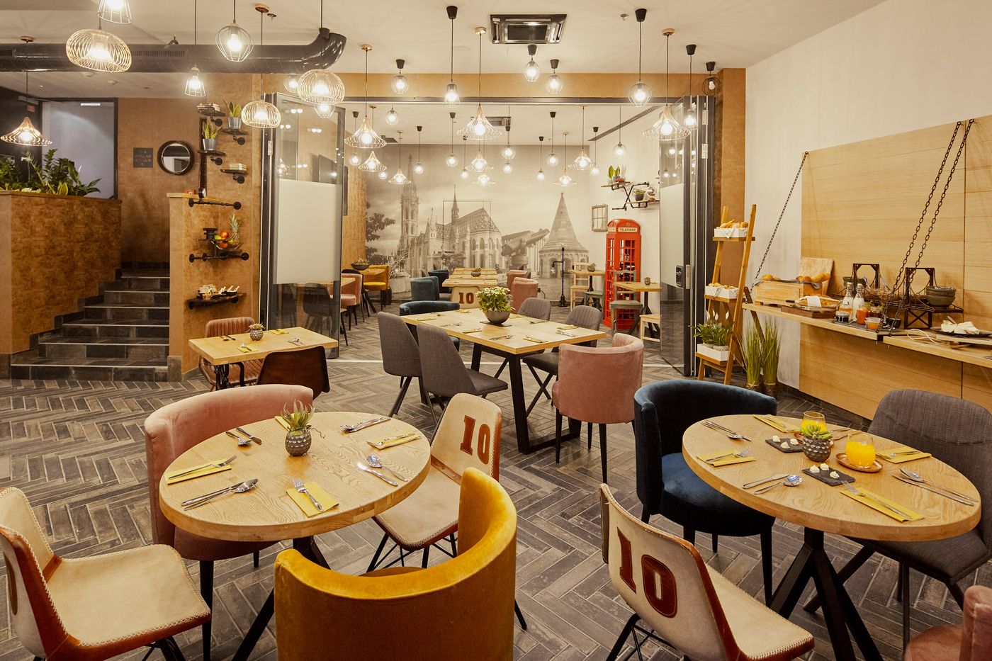 Hotel-Memories-OldTown-Restaurant-12