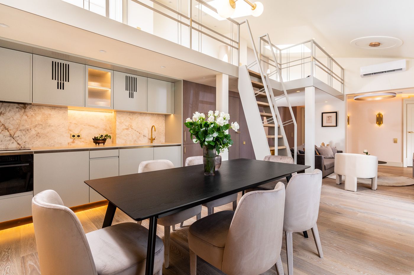 Art-Boutique-ApartHotel-Room-21