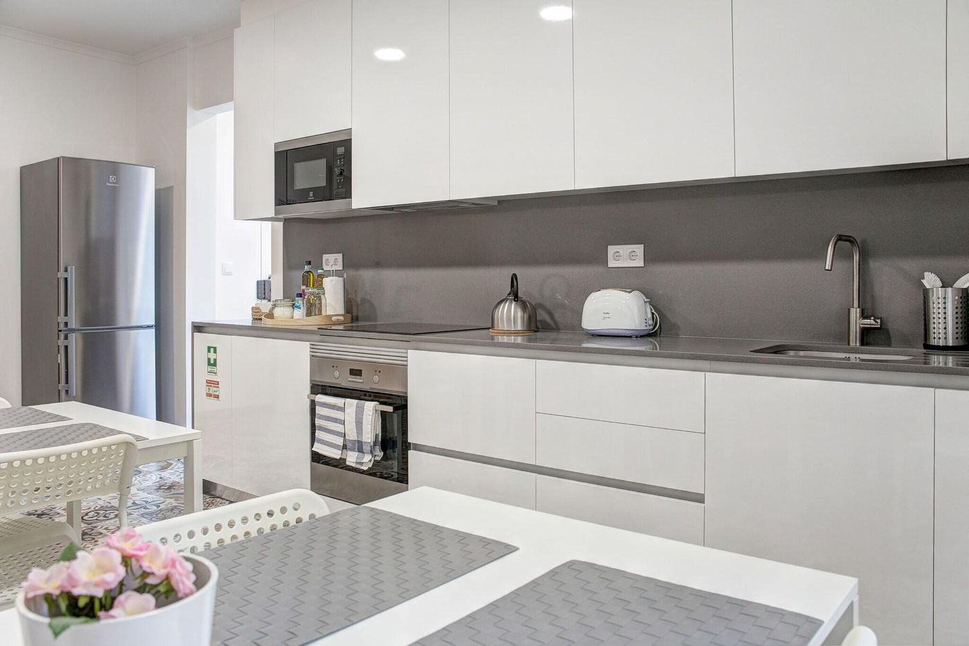 Home-Out-Rooms---Apartments-Room-109